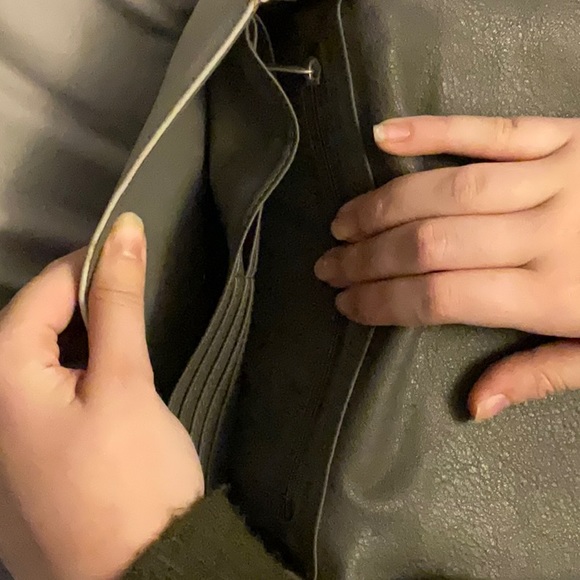 Roots wallet purse. Mint condition. - Picture 3 of 3